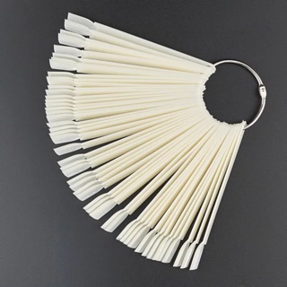 Móng que vuông 50 móng học nail