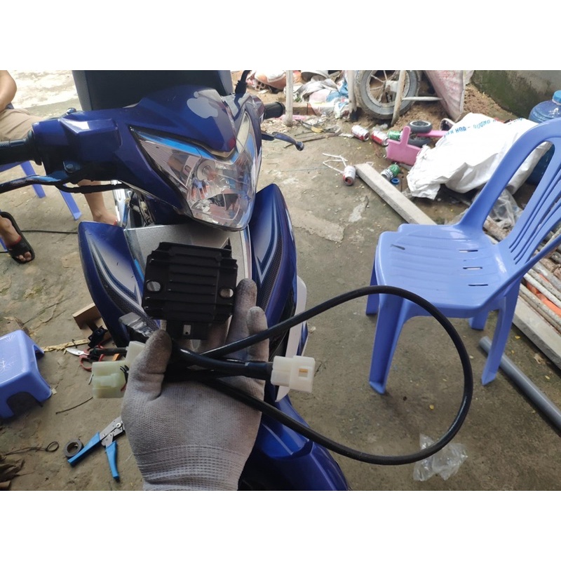 Bộ dây lên sạc Exciter150 và chuyển điện bình cho Exciter135