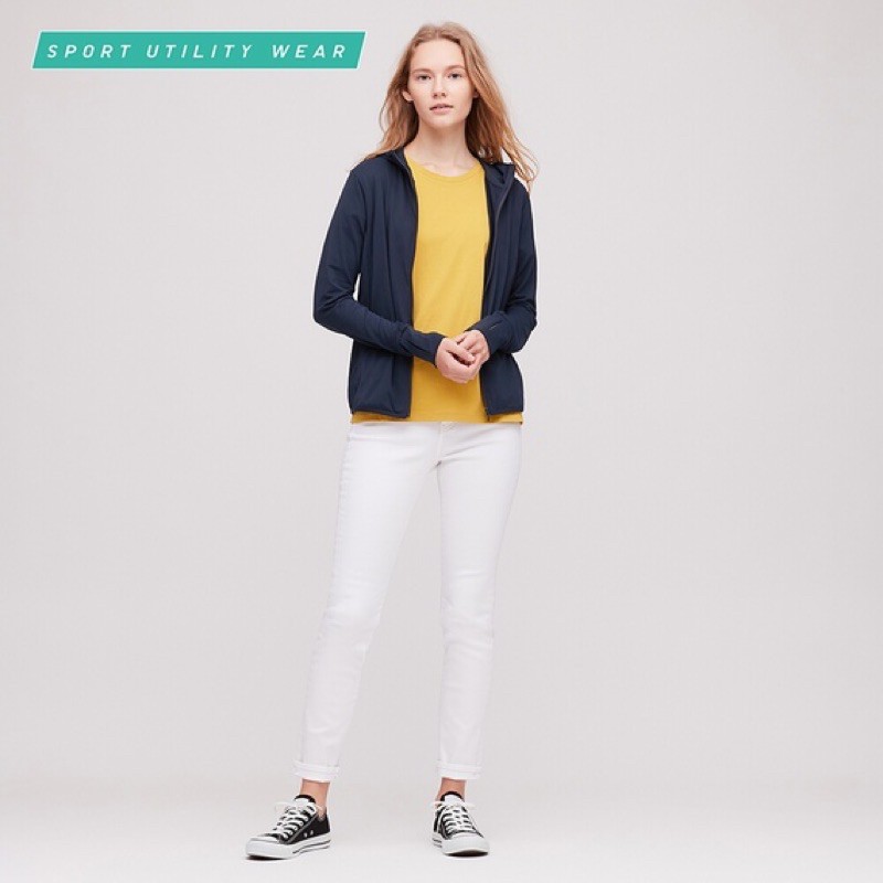 Áo chống nắng Uniqlo | BigBuy360 - bigbuy360.vn