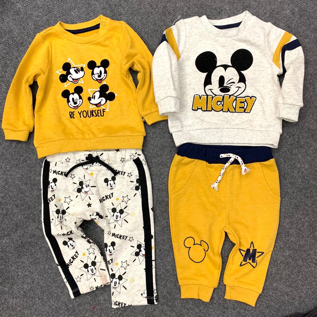 BỘ ĐỒ THUN CHO BÉ TRAI CAYABE CHUỘT MICKEY ÁO VÀNG VÀ QUẦN JOGGER XÁM (QUẦN ÁO TRẺ EM)