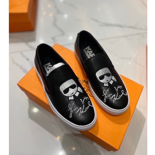 Giày Slipon Thêu Hình Logo Karl Thời Trang Nam Hot Trend 2022