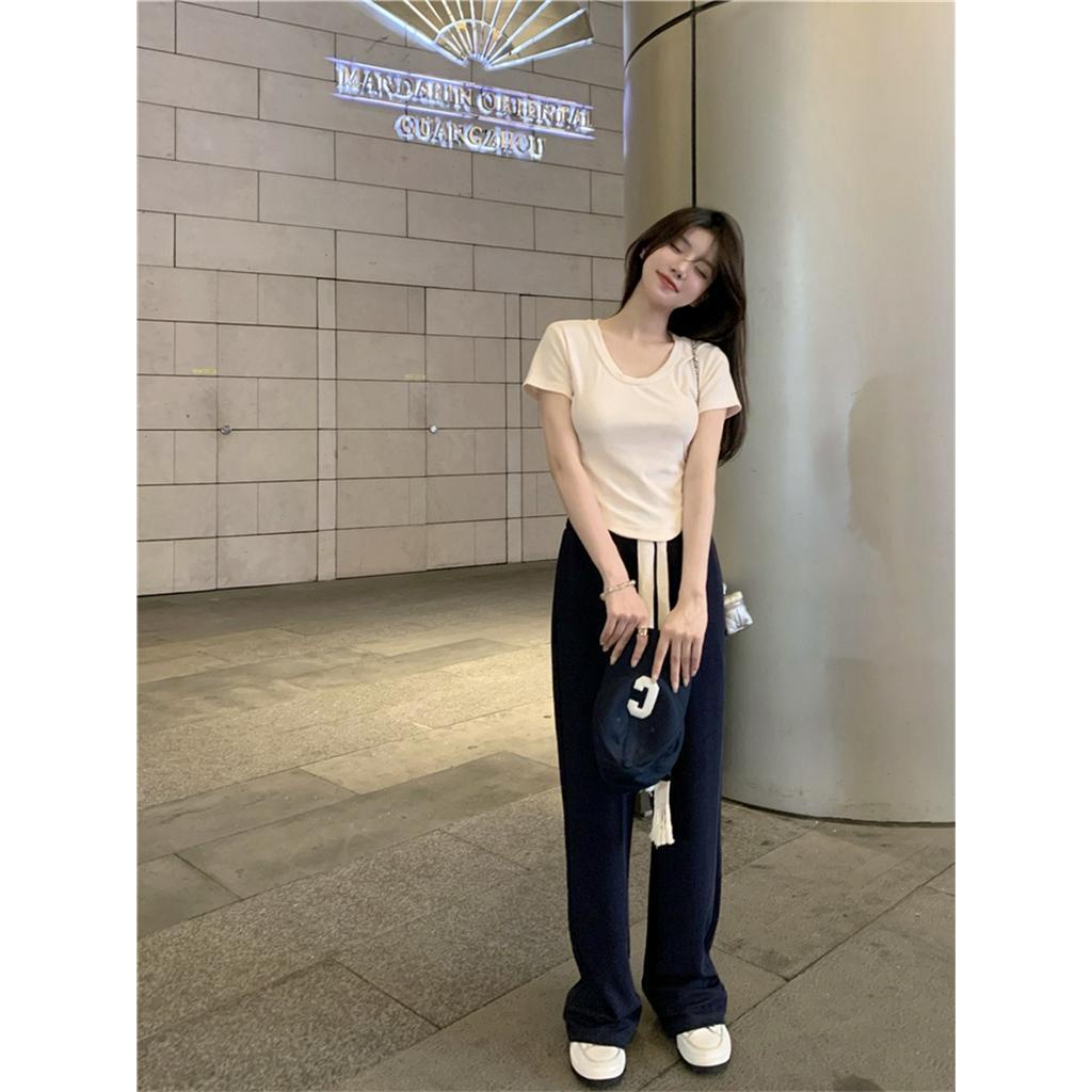 Áo Thun Cộc Tay Vạt Ngắn 61666