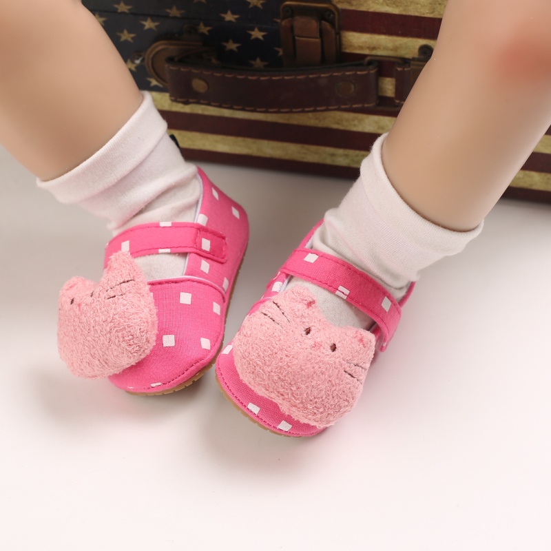 Giày Sneaker Đế Mềm Chống Trượt Thoáng Khí Dễ Thương Cho Bé Tập Đi