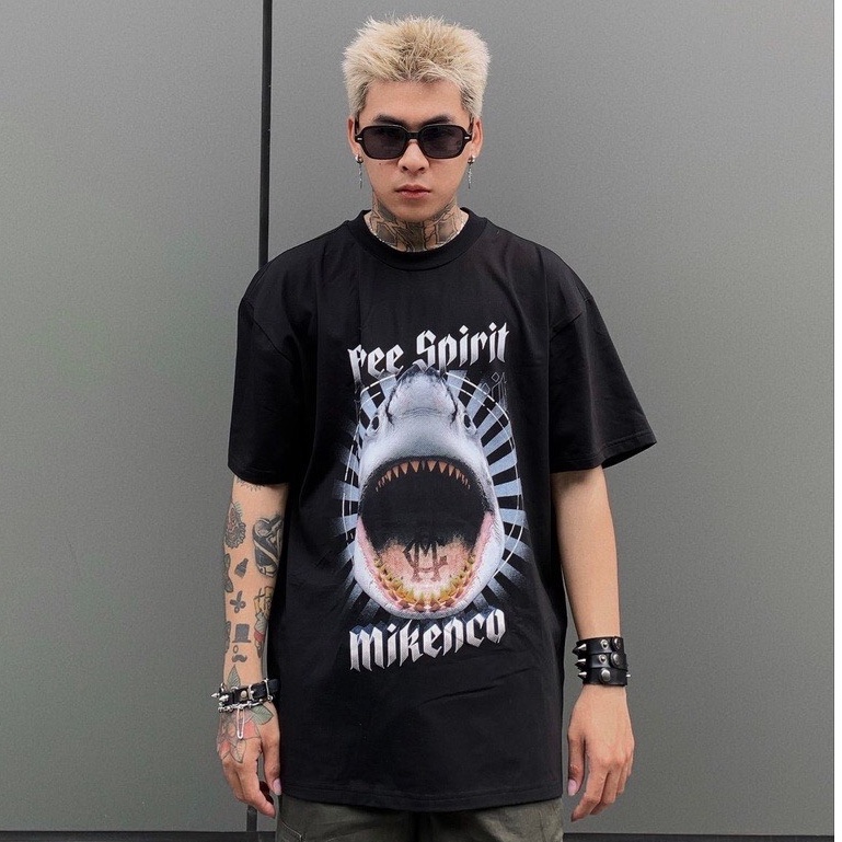 Áo Phông Nam Nữ , Áo thun Unisex MIKENCO Free spirit in hình cá mập 100%cotton co giãn 4c hót nhất 2022.