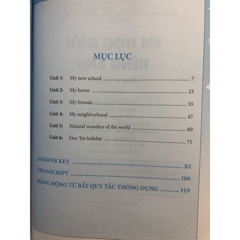 Sách - Em học giỏi tiếng anh lớp 6 (Combo 2 tập)