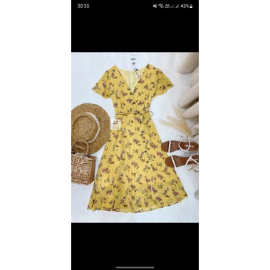 Thanh lí váy của tailor boutique