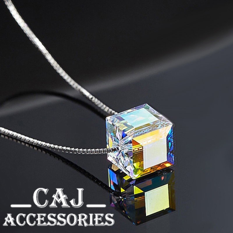 Dây chuyền thời trang khối vuông pha lê swarovski ánh cực quang Aurora lấp lánh CDC-105