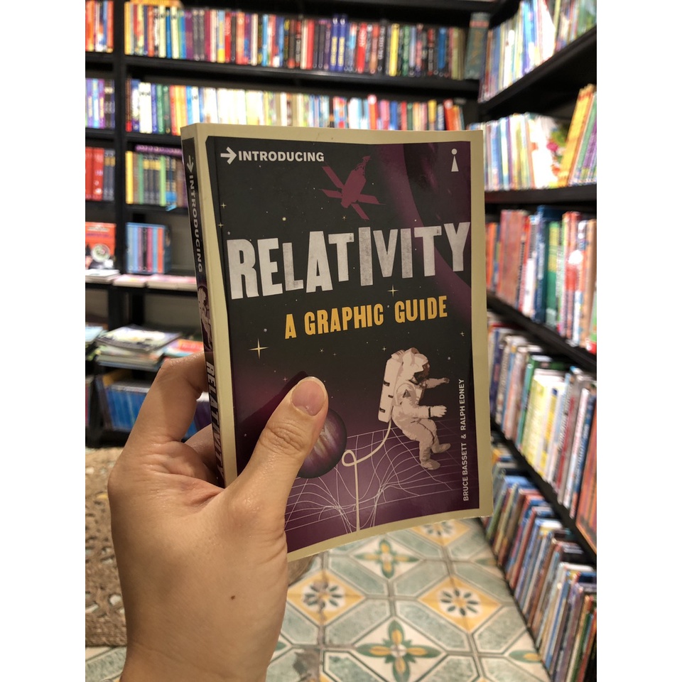 Sách - Introducing Relativity A Graphic Guide