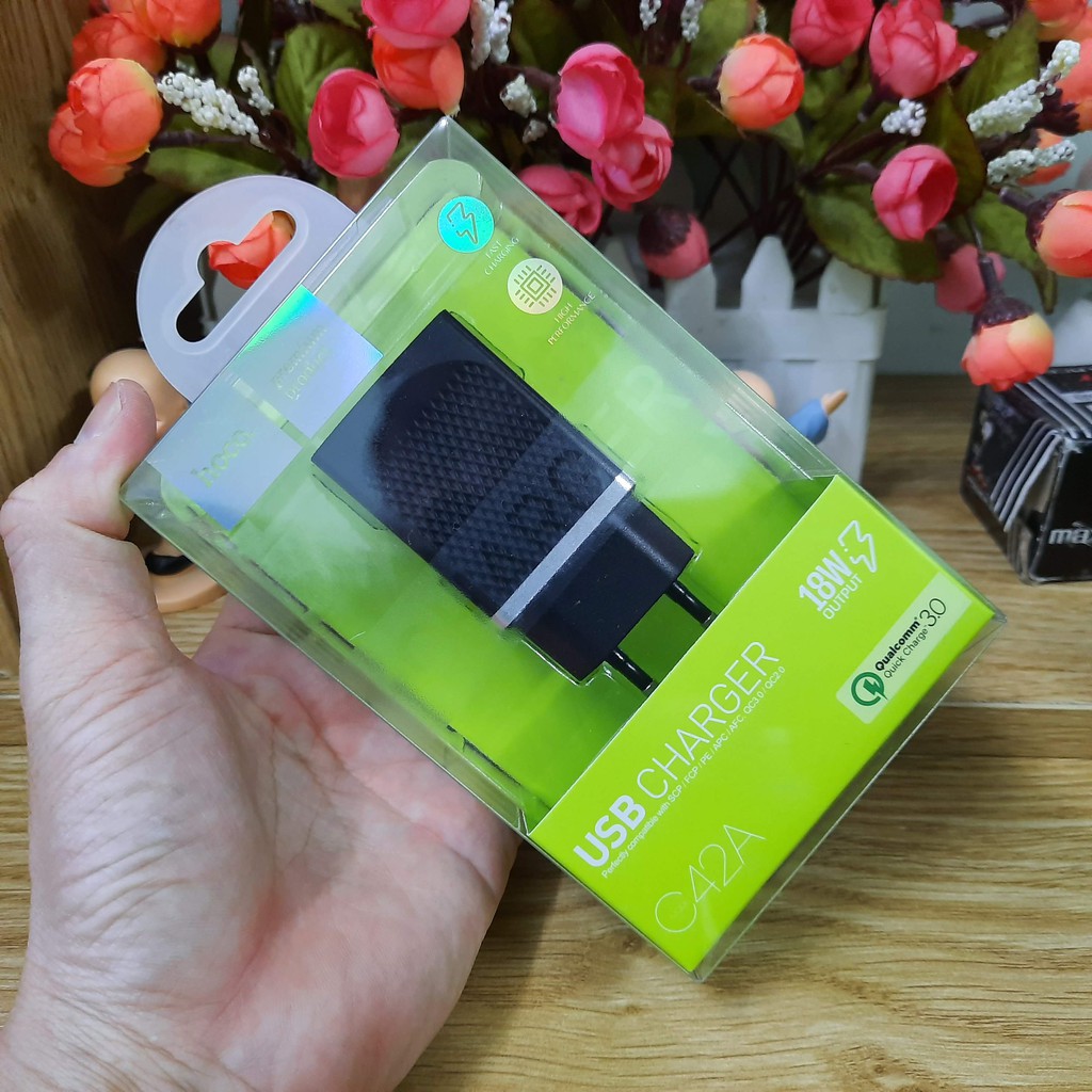 Củ sạc điện thoại sạc nhanh 18W QC3.0 Hoco C42A