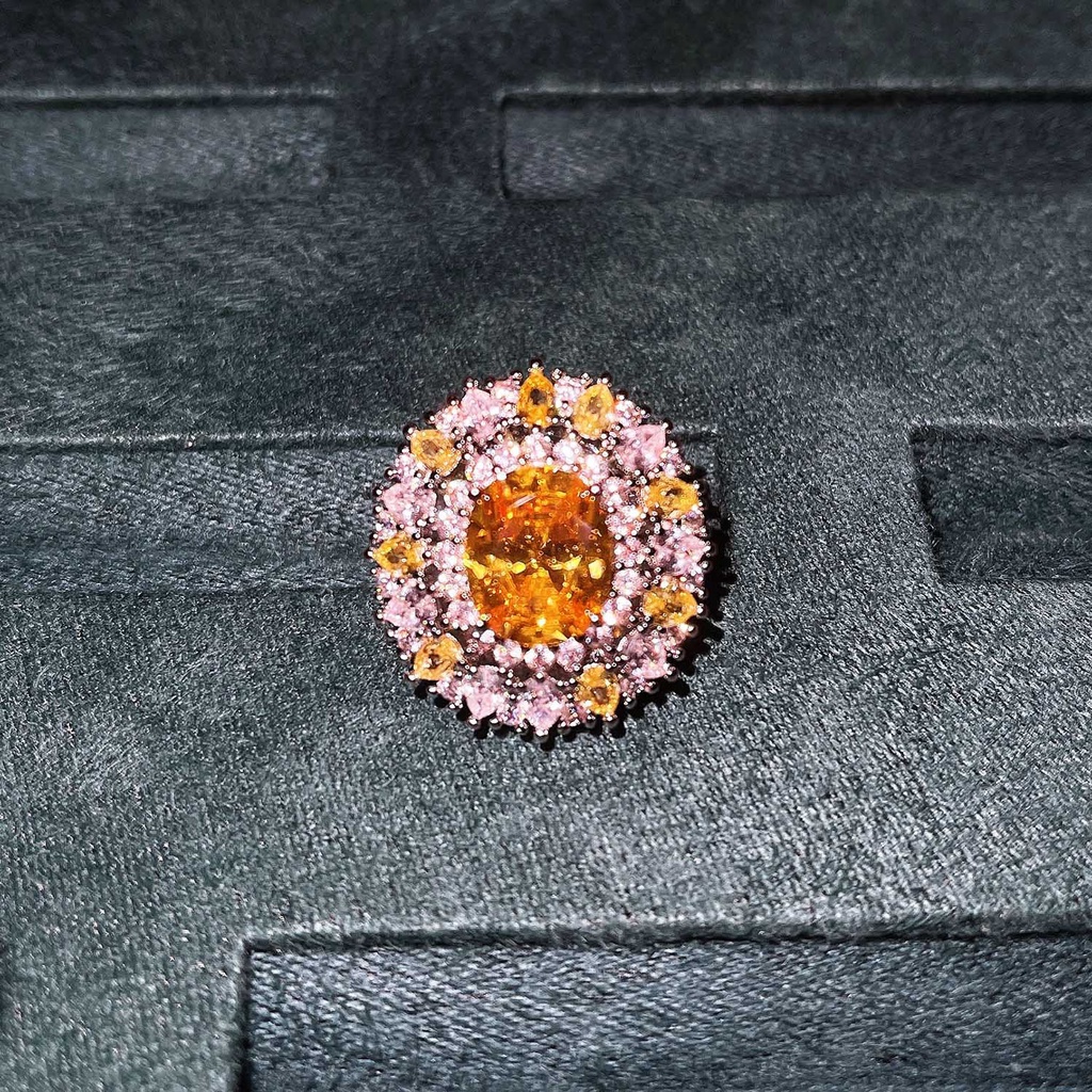 Bộ trang sức đính đá sang trọng