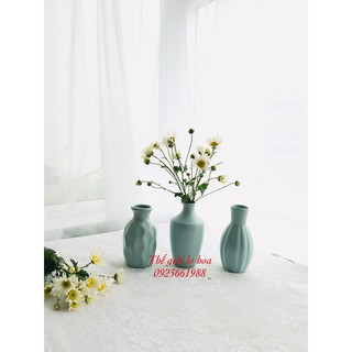 Lọ hoa gốm nhỏ