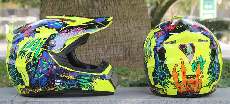 MŨ BẢO HIỂM ĐI XE CÀO CÀO XE MOTO TẠI HÀ NỘI