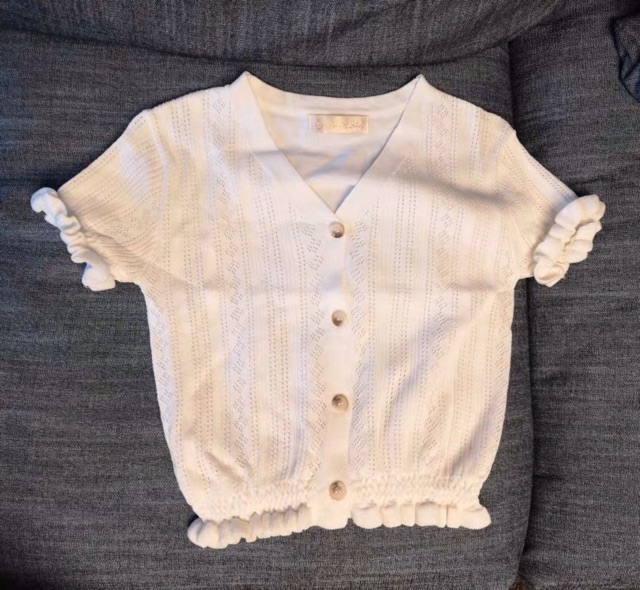 Áo thun áo len mỏng mùa hè cổ v áo croptop Jennie Blackpink M28 | BigBuy360 - bigbuy360.vn