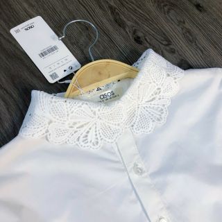 Áo sơ mi cổ ren