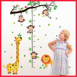 Decal dán tường Đo chiều cao khỉ đu dây cho bé