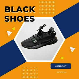 BLACK.SHOES