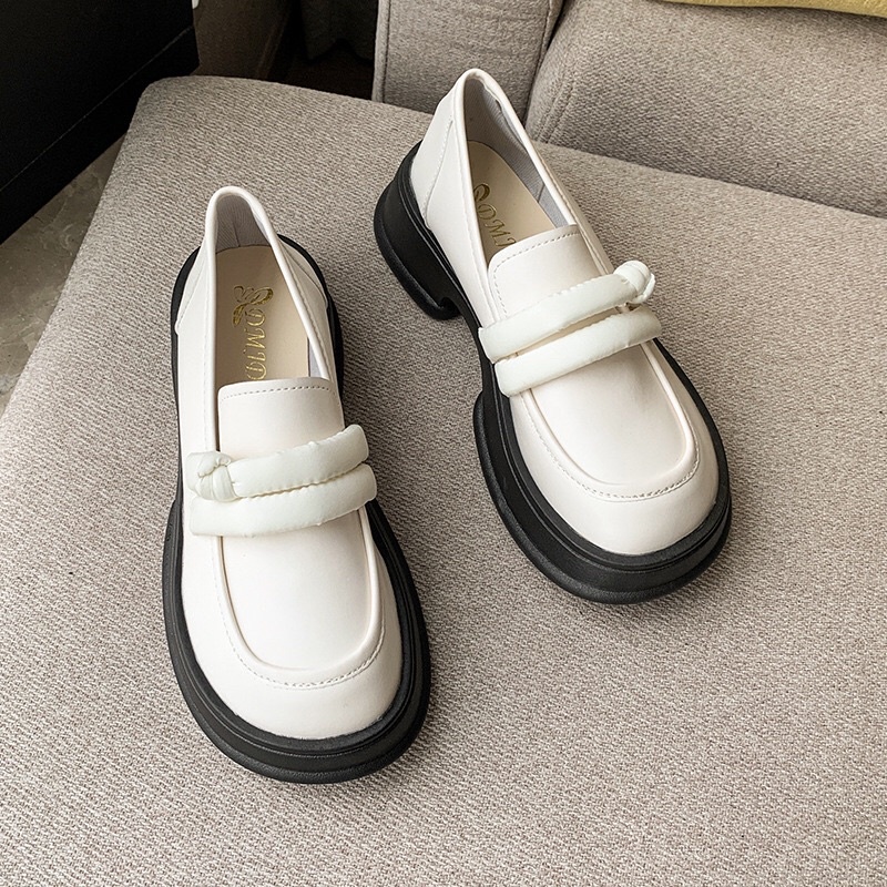 Giày oxford nữ đế khoét eo