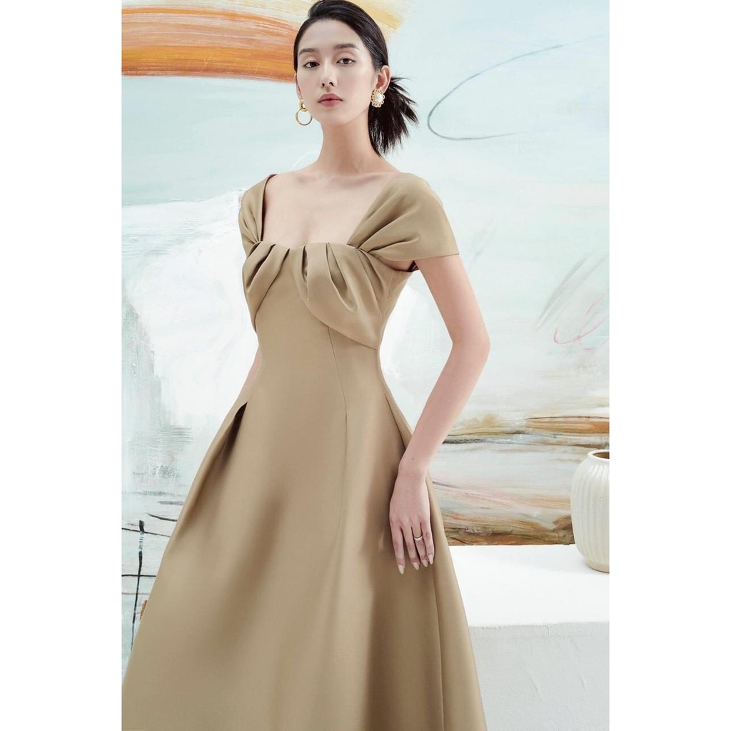 Đầm xoè dự tiệc dài kiểu cúp ngực phối tay con (HÀNG CAO CẤP)