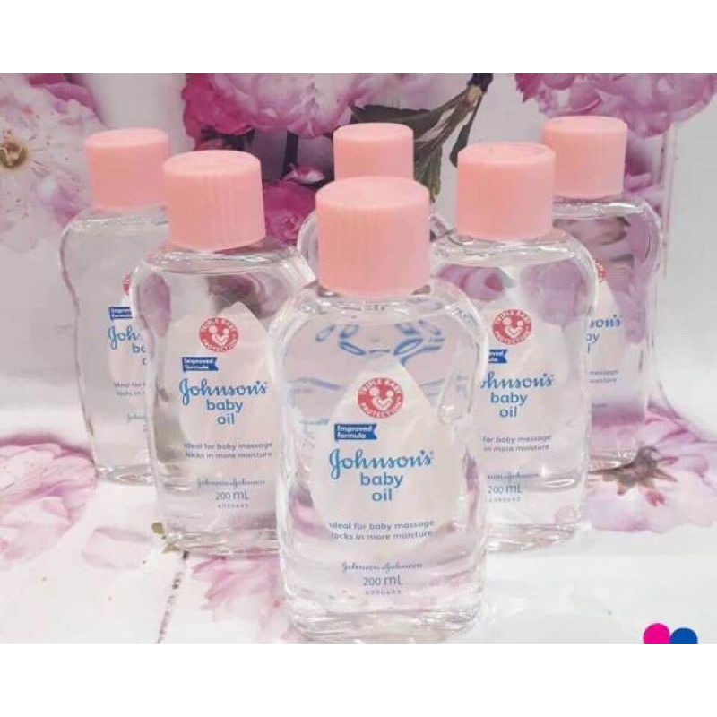 Dầu Massage dưỡng ẩm Johnsons Baby Oil