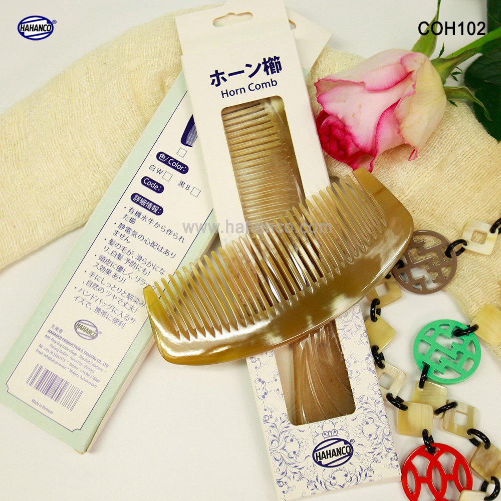 Lược sừng xuất Nhật (Size: M - 13cm) Lược múi bưởi có thể bỏ túi - COH102- Horn Comb of HAHANCO - Chăm sóc tóc