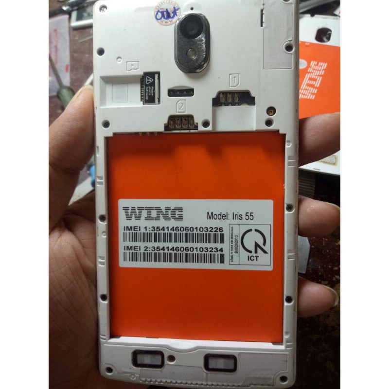 Xác điện thoại wing iris 55