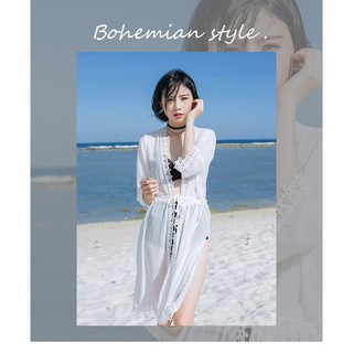Áo choàng đi biển tay ren