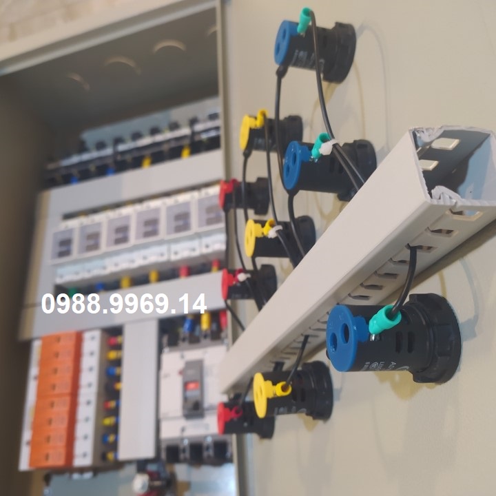 TỦ BẢO VỆ ĐIỆN ÁP 100A 6 kênh kèm thoát sét 120KA