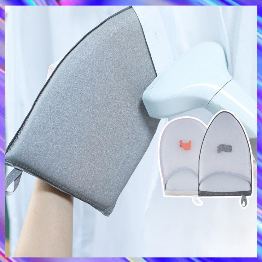 Hand-Held Mini Ironing Pad Sleeve Ironing Board Holder Heat Resistant Glove