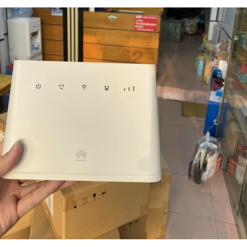 Bộ phát Wifi 3G/4G LTE Huawei B311-221 tốc độ 150Mbps. Hỗ Trợ 32 User, 1 WAN/LAN 1Gb - Phiên bản Quốc Tế