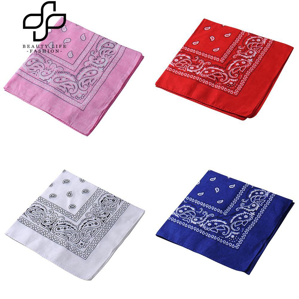 Khăn tay vuông hoạ tiết