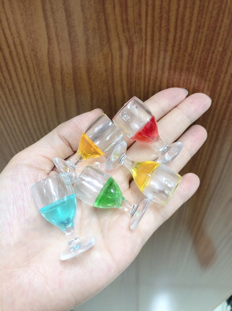 Charm ly rượuii van phụ kiện trang trí slime