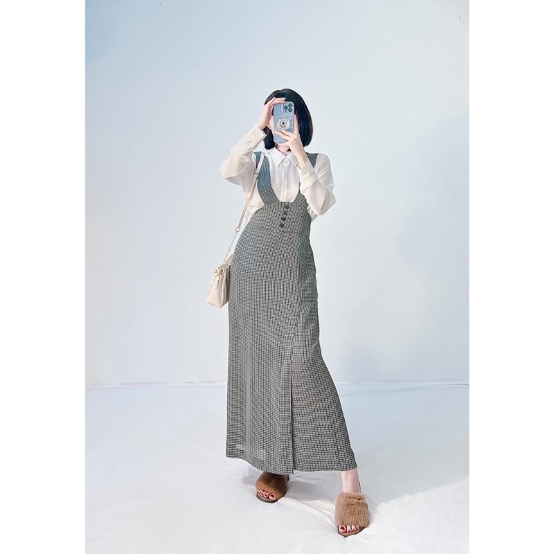 Yếm váy 2 dây 4 nút xẻ tà sọc vintage