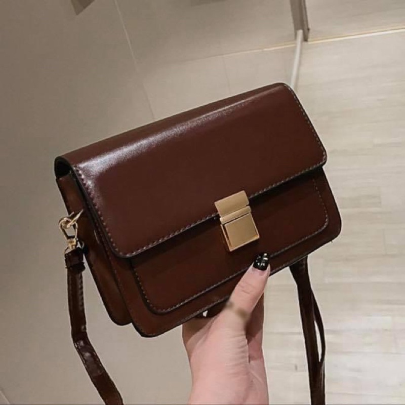 Túi xách đeo chéo nữ da bóng thời trang retro trơn basic - Order taobao quảng châu