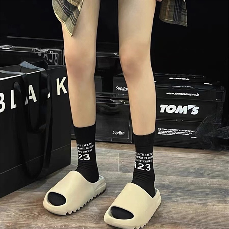 Xixi Tất Cotton Hoạ Tiết Chữ Và Số Thời Trang Cho Nữ