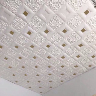 Xốp dán tường giả da kim tuyến ô vuông Kt 70.70cm