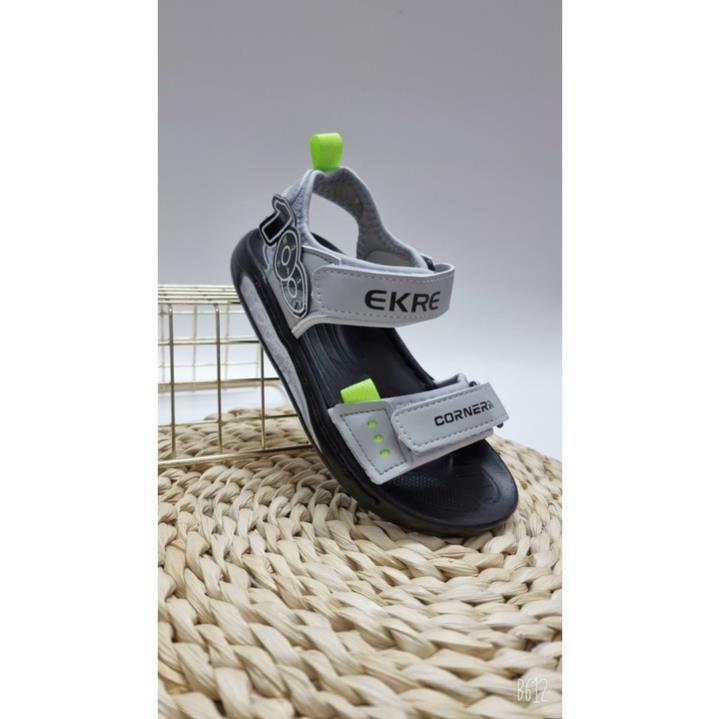 [FREE SHIP + HOT 2022] Dép sandal siêu Hot 2022 với đế nhẹ mềm chống trơn trượt cho bé trai sz 22-37