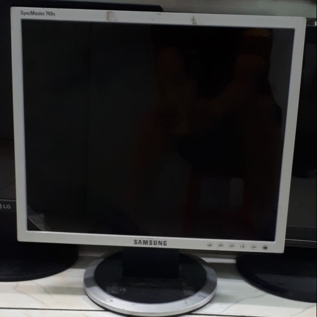 Màn hình máy tính