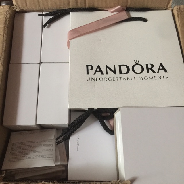 [Tặng 10 chặn cao su/set] Hộp quà tặng bộ túi hộp Pan đựng vòng charm | BigBuy360 - bigbuy360.vn