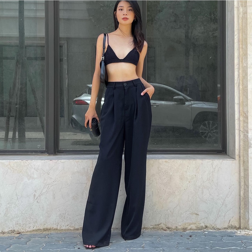 Quần đen suông ống rộng Yumi Black Pants Gem Clothing SP060592