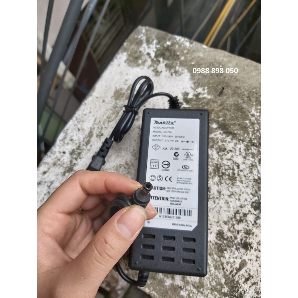 Dailyphukien192 Sạc pin máy khoan cầm tay Makita 21V 2A xịn bảo hành 12 tháng