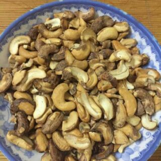 Hạt điều vỡ rang muối  Bình Phước (500gr)