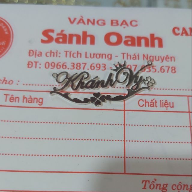 Mặt bạc ta khắc tên theo yêu cầu