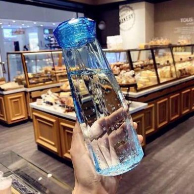 Bình nước thủy tinh mô phỏng Kim cương, dung tích 450ml, chai nước thủy tinh Hải Triều Sport