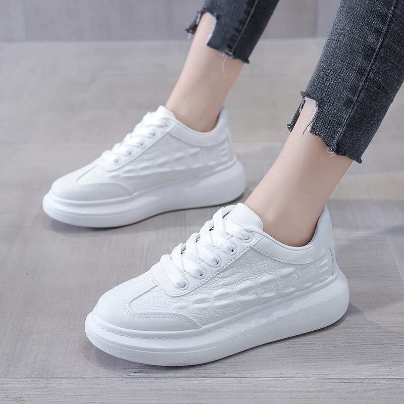 Giày Sneaker unisex Dập Vân Cực chất New 2022 - Fullboxx