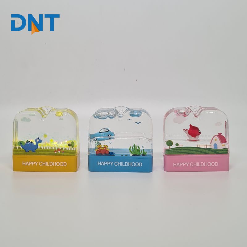 Con dấu HAPPY CHILDHOOD - Dấu tên cá nhân phong cách cute, siêu dễ thương. Kích thước 38x14mm. Chỉ đóng được lên giấy.