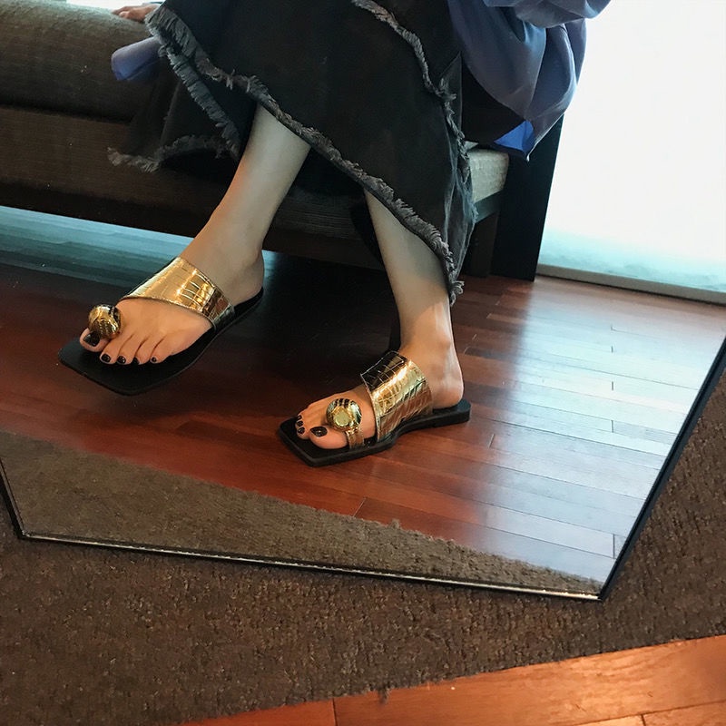 Dép Sandal Đế Bằng Mũi Vuông Quai Đính Khóa Kim Loại Thời Trang Mùa Hè Cho Nữ