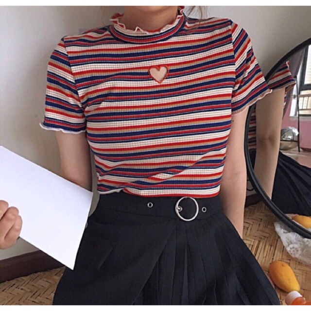 💋CropTop Sọc Cut Out Tim ( Ảnh Thật )