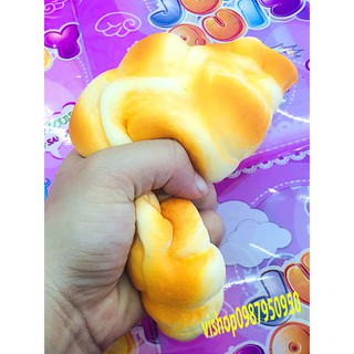 SQUISHY BÁNH MỲ DÀI HOA CÚC