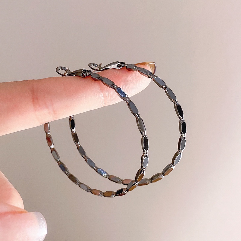 1 Đôi Khuyên Tai Kim Loại Thời Trang Hàn Quốc