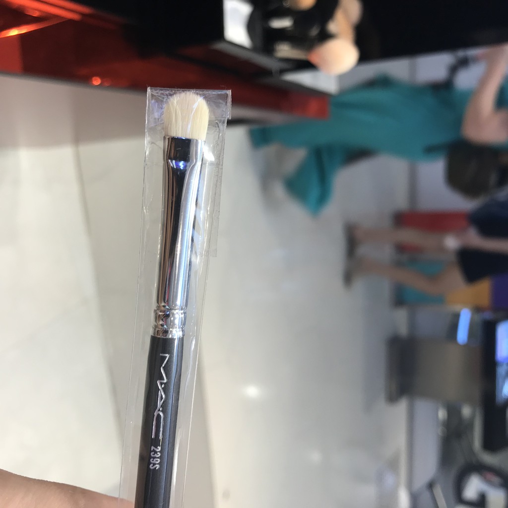 Cọ trang điểm phấn mắt lông dê cao cấp số 239